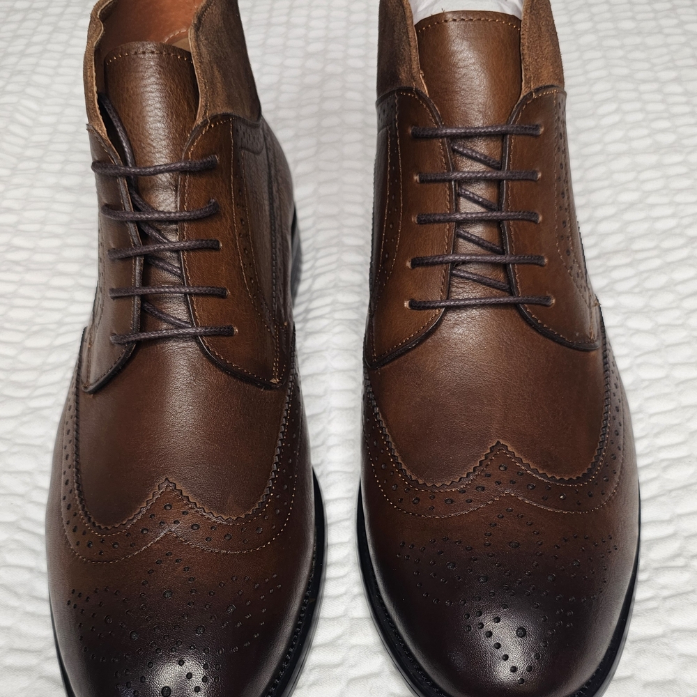 Vintage Foundry Co. NEW!! Brown Leather Oxford Shoes with Wingtip Design